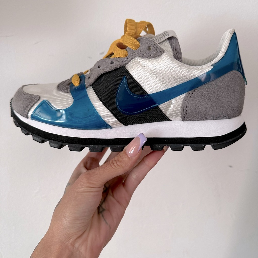 Nike V Love OX